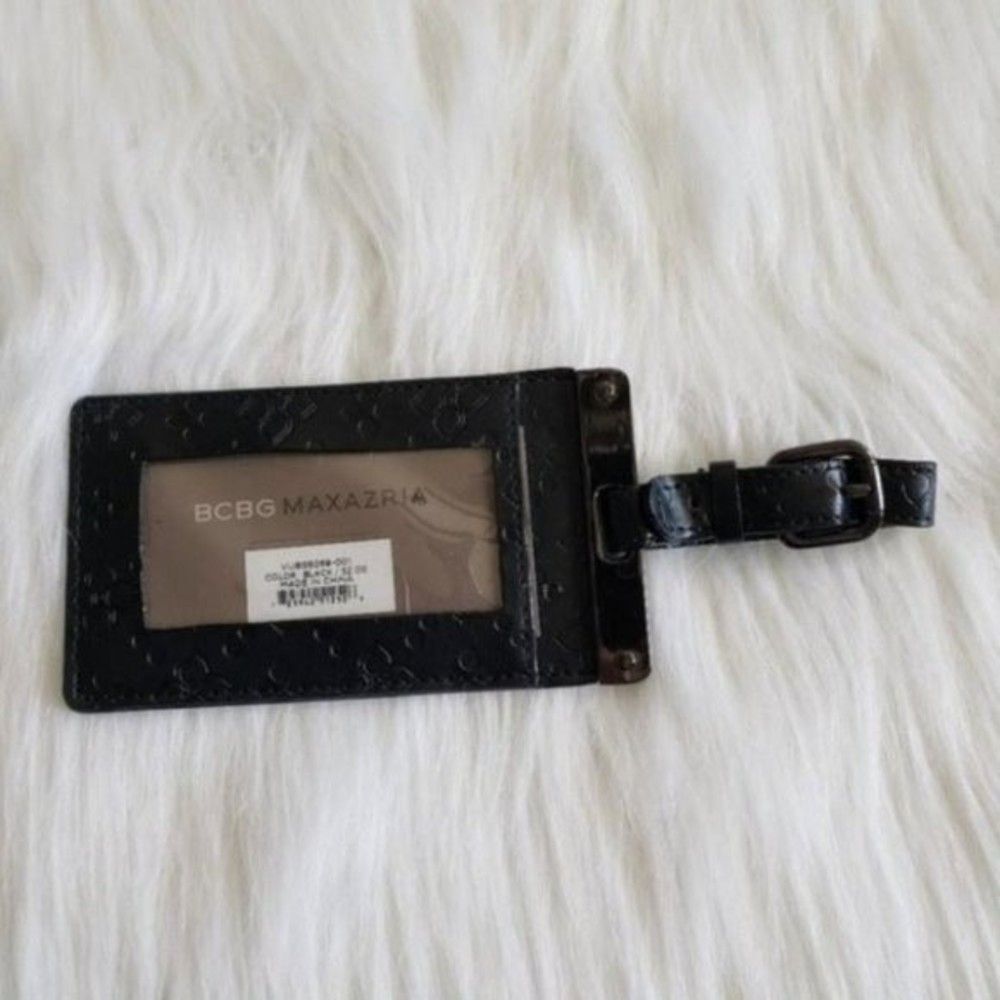 Bcbgmaxazria to travel Luggage tag